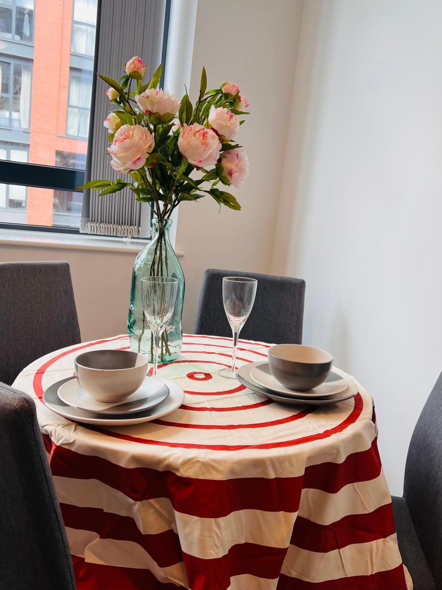 Cotton Apartment Chinatown Central Stay Birmingham Ngoại thất bức ảnh